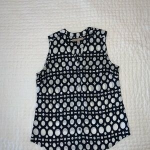 Banana Republic Black and White Sleeveless Buttoned Blouse
